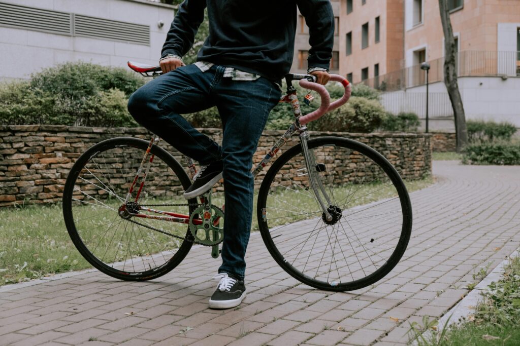 Transforme sua bicicleta convencional em uma e-bike. Imagem: Pexels